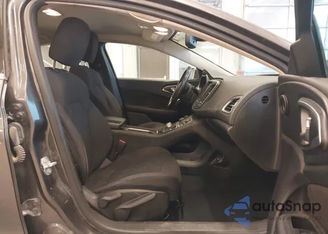 2015 Chrysler 200 Limited from USA, damaged, VIN 1C3CCCAB1FN715763